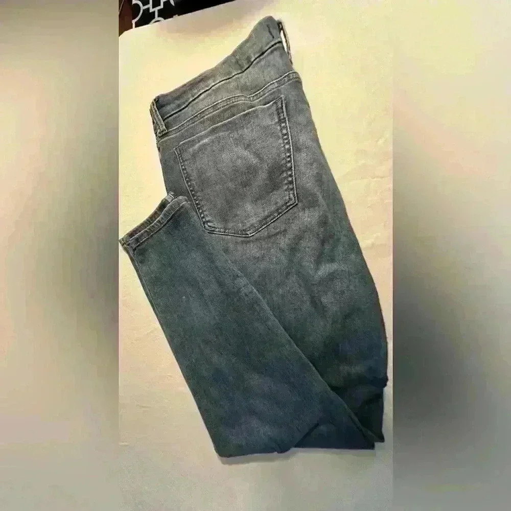 Studio Blue Jeans